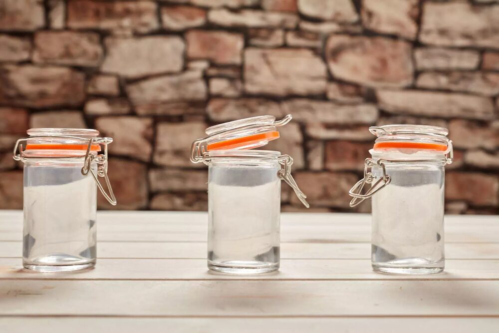 M16-Mini glass kilner x 3 - $3.50 daily hire