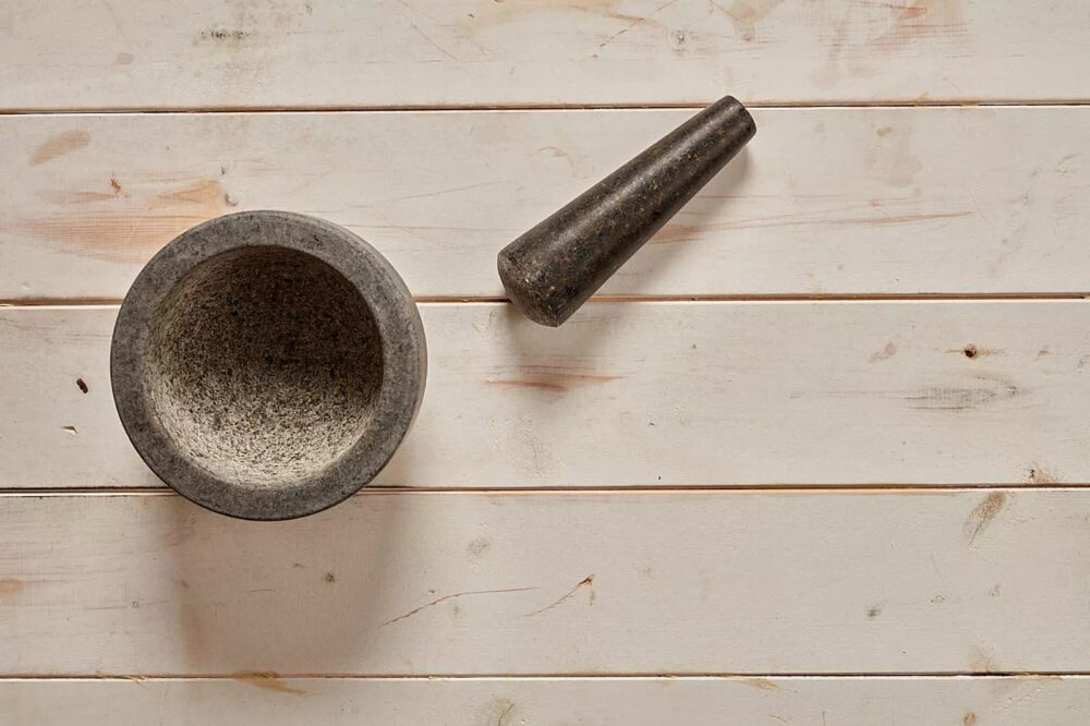 M5-13cm Heavy duty pestle & mortar x 1 - $10.00 daily hire