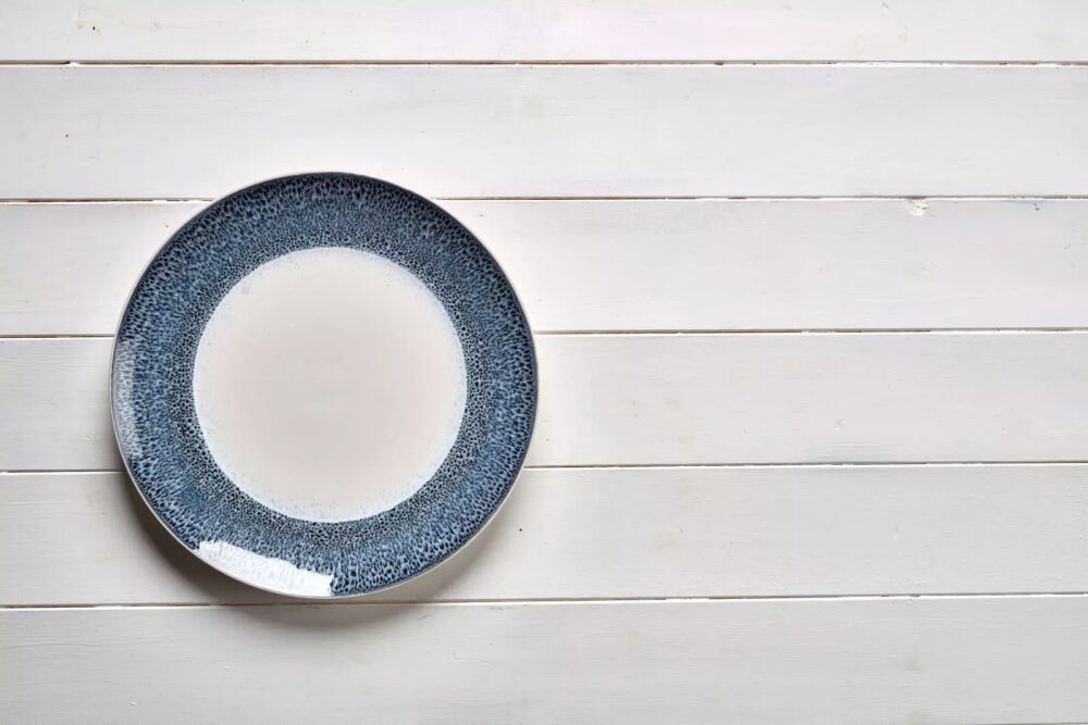P8-28cm 2 Available - $7.50 Per Day Each